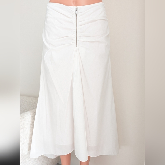 TROUVÉ Ruched Front Flare Skirt - Picture 2 of 8